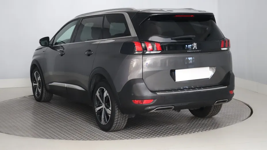 Peugeot 5008 -
