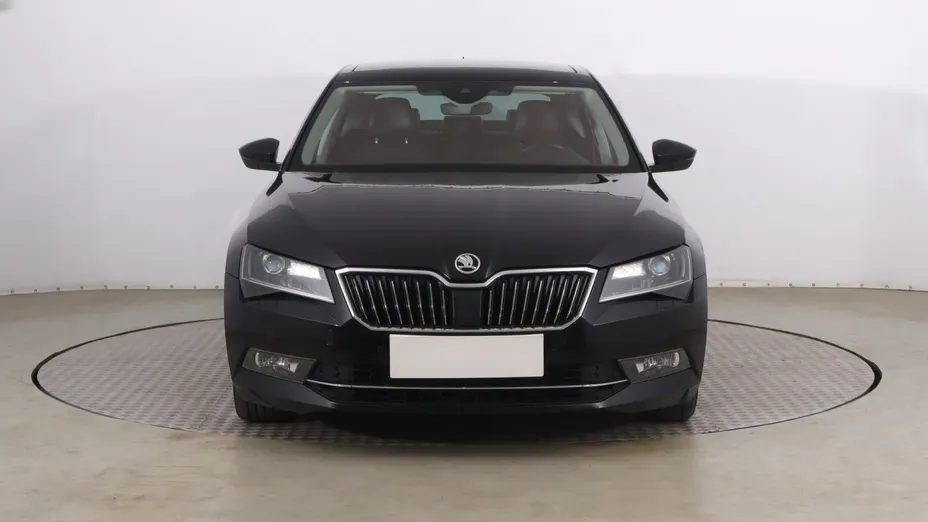 Skoda Superb -