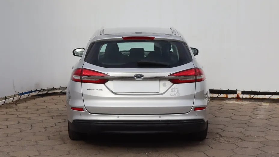 Ford Mondeo -