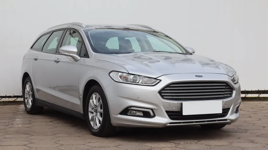 Ford Mondeo -