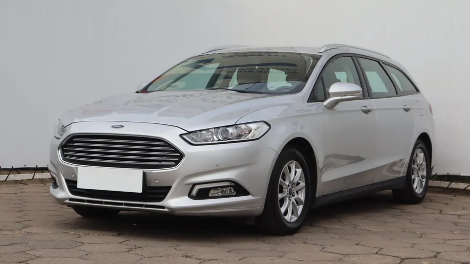 Ford Mondeo -