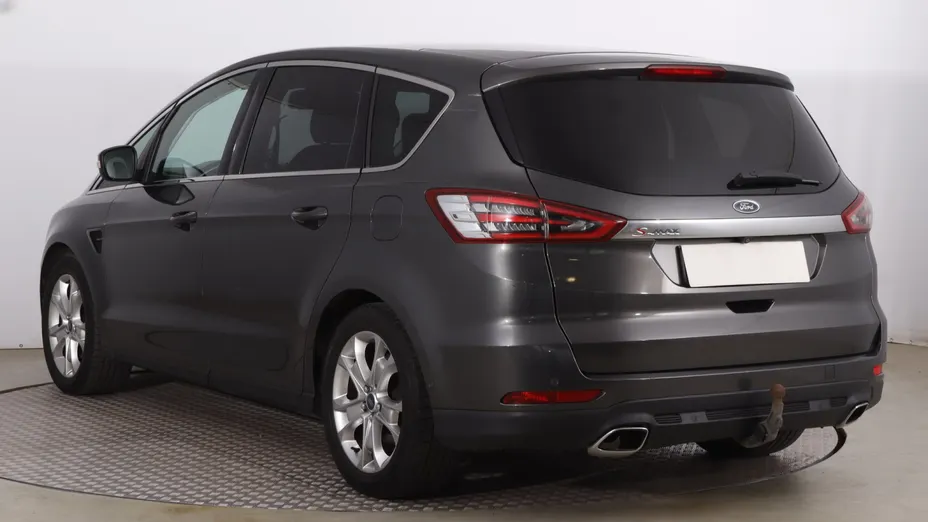 Ford S-MAX -