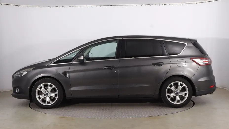 Ford S-MAX -