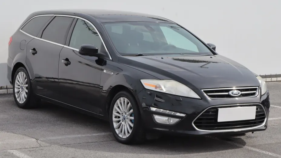 Ford Mondeo -