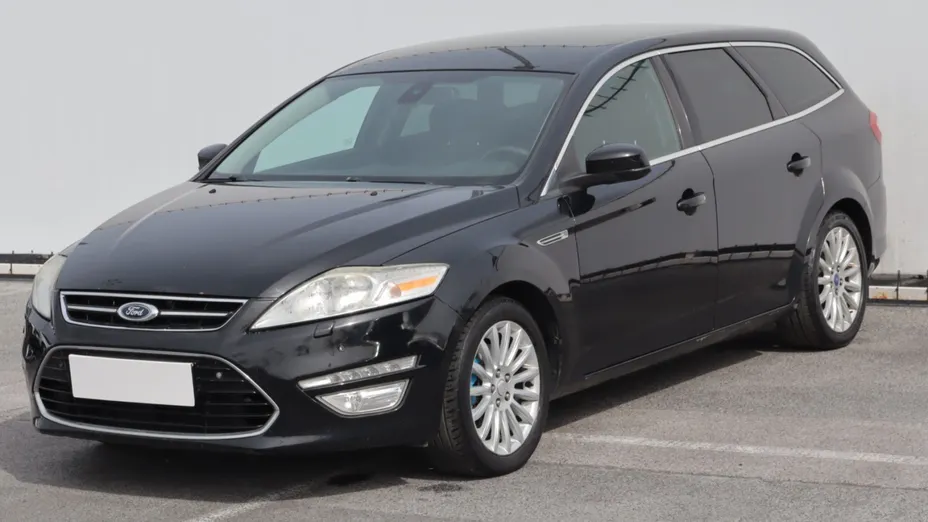Ford Mondeo -