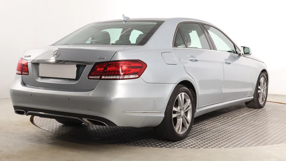 Mercedes E Klasa -