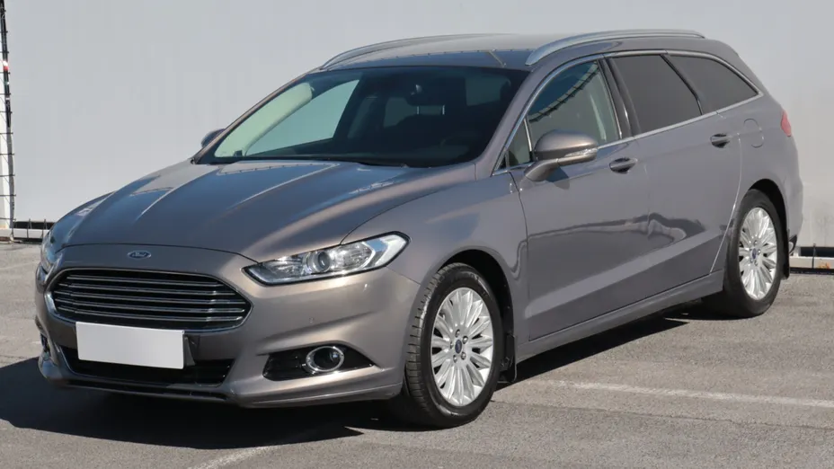 Ford Mondeo -