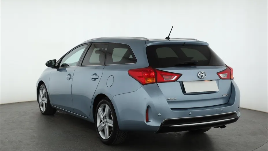Toyota Auris -