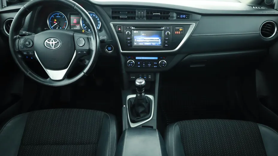 Toyota Auris -