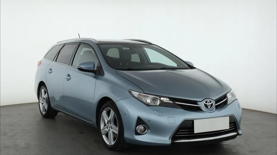 Toyota Auris -