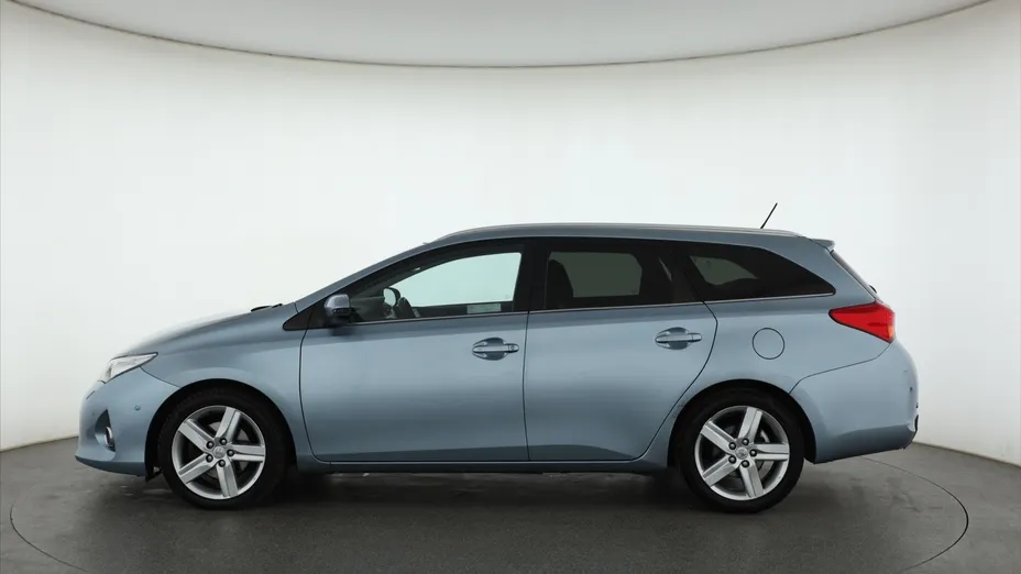 Toyota Auris -