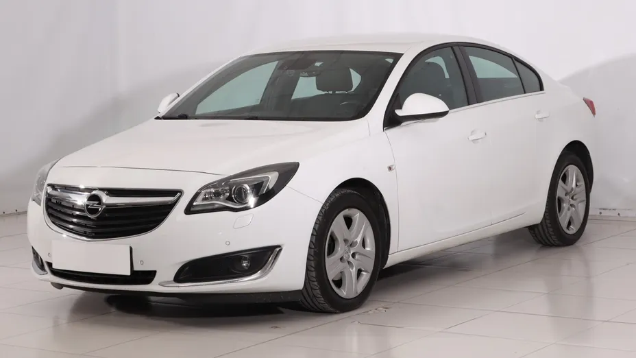 Opel Insignia -