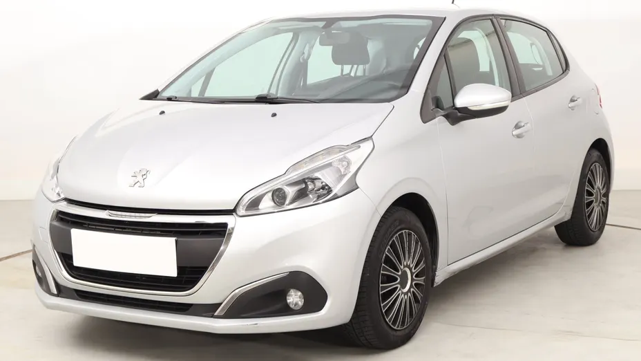 Peugeot 208 -
