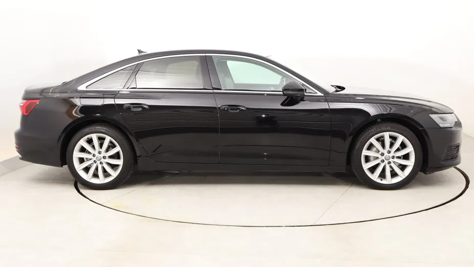 Audi A6 -