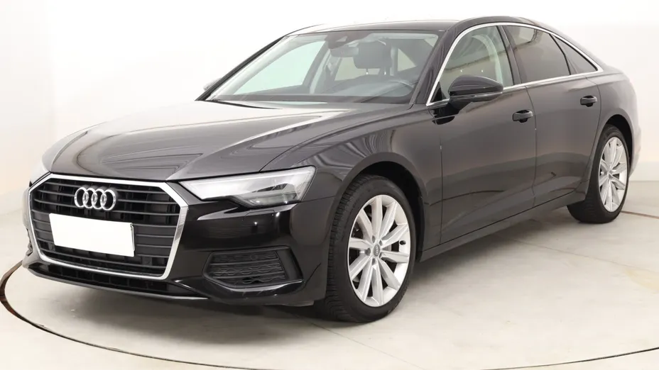Audi A6 -