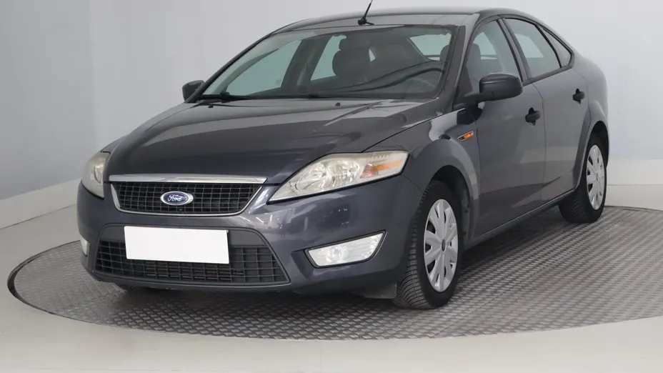 Ford Mondeo -