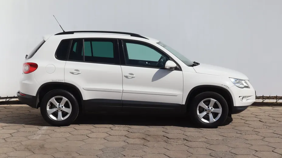 VW Tiguan -