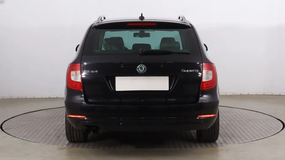 Skoda Superb -