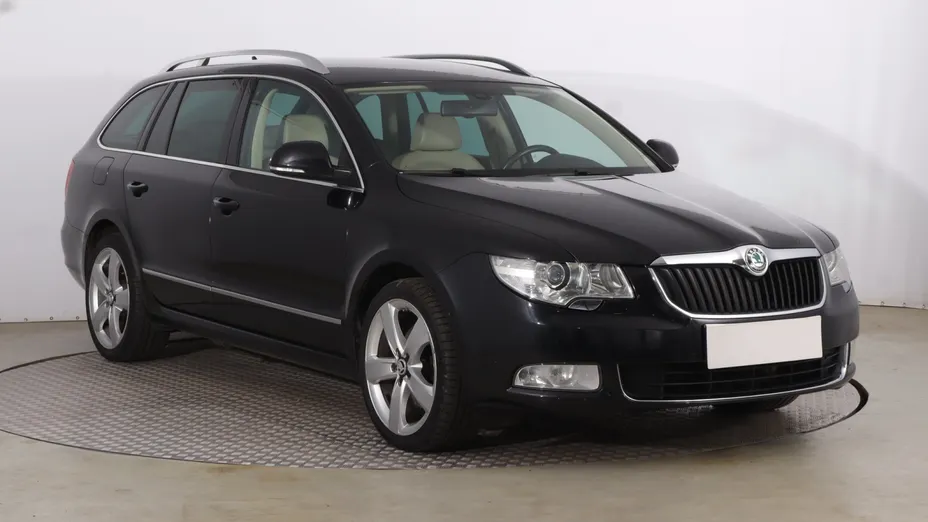 Skoda Superb -