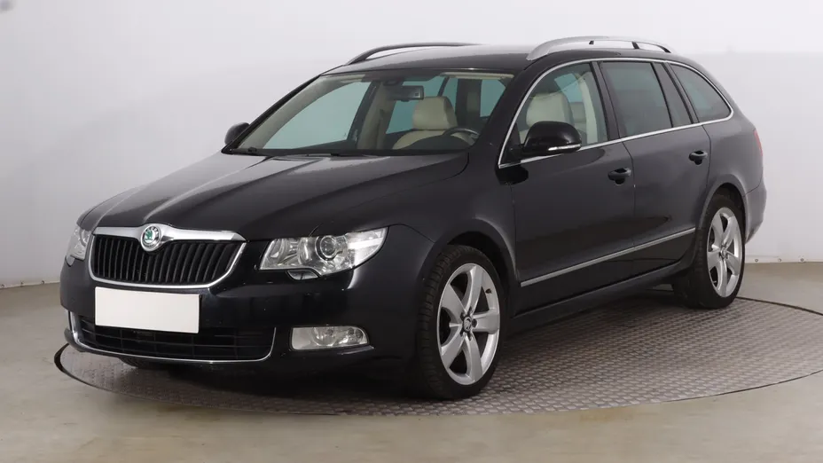 Skoda Superb -