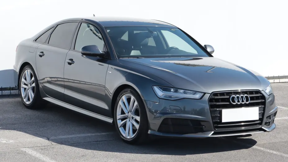 Audi A6 -