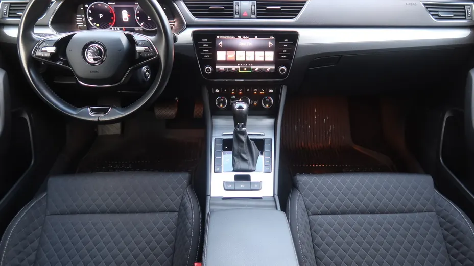 Skoda Superb -