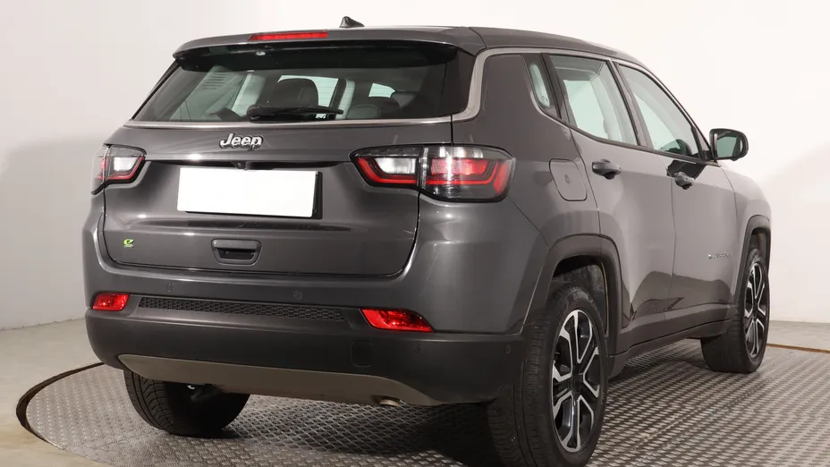 Jeep Compass -