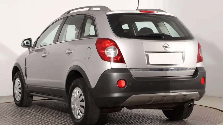 Opel Antara -