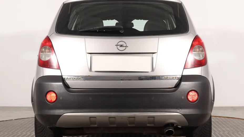 Opel Antara -