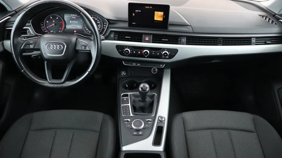 Audi A4 -