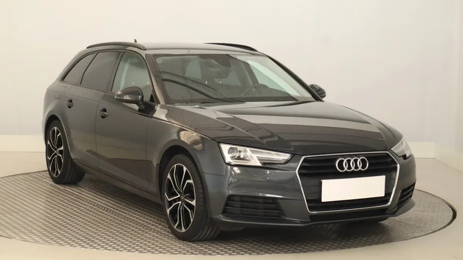 Audi A4 -