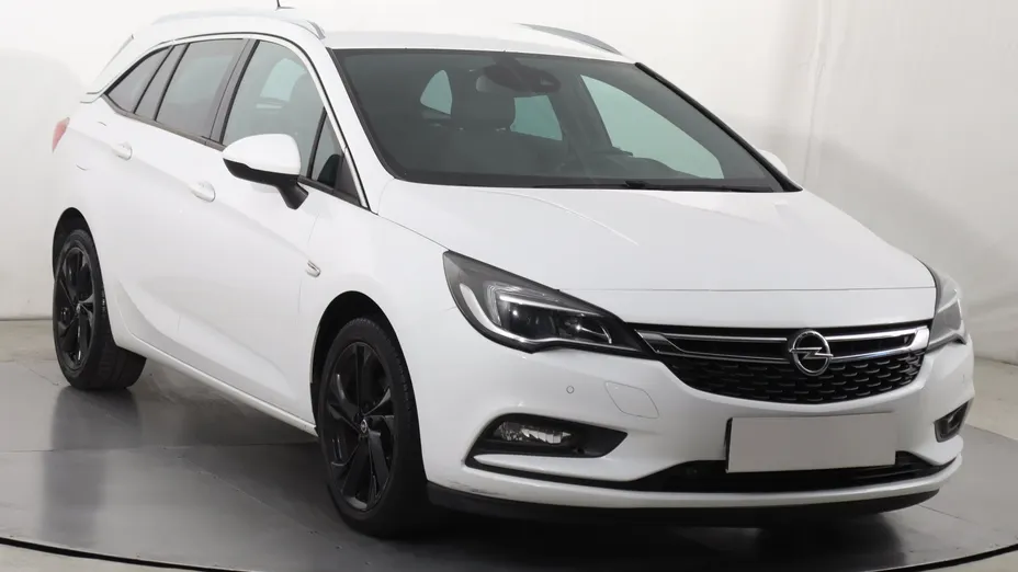 Opel Astra -