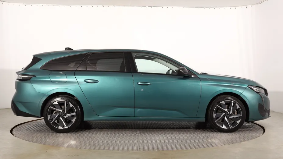 Peugeot 308 -