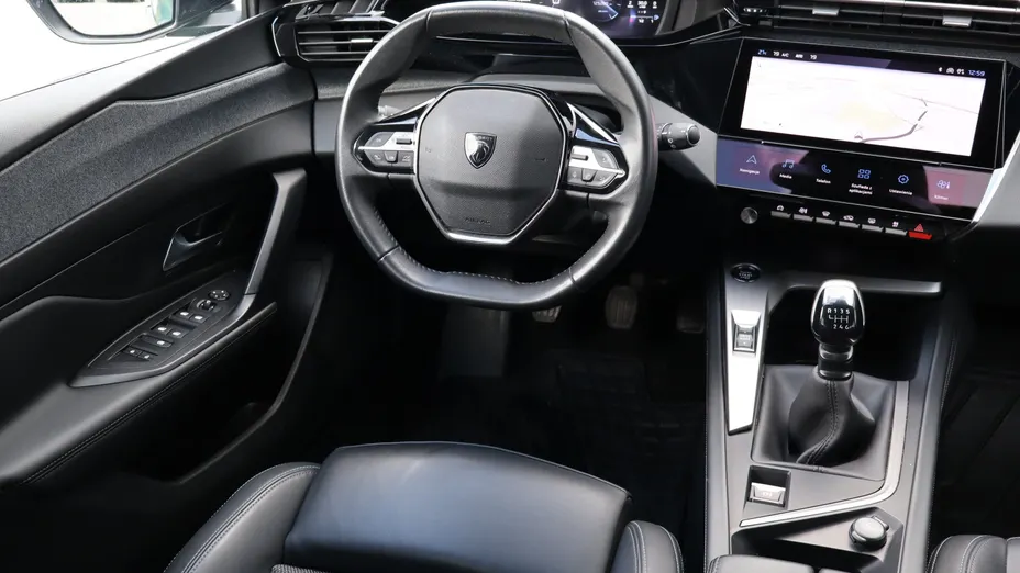 Peugeot 308 -