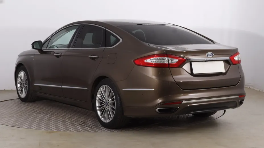 Ford Mondeo -