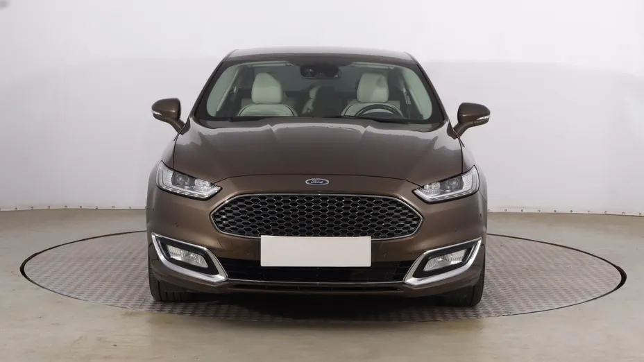 Ford Mondeo -