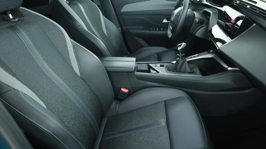 Peugeot 308 -