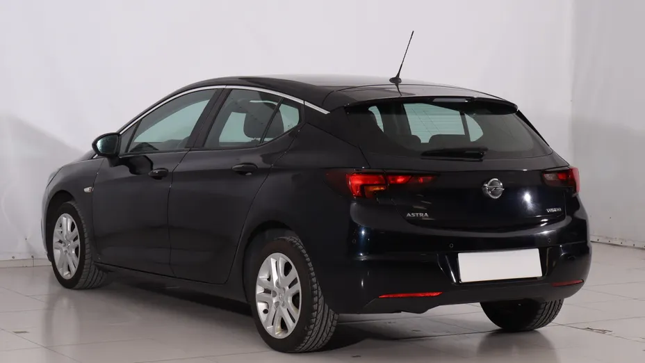 Opel Astra -