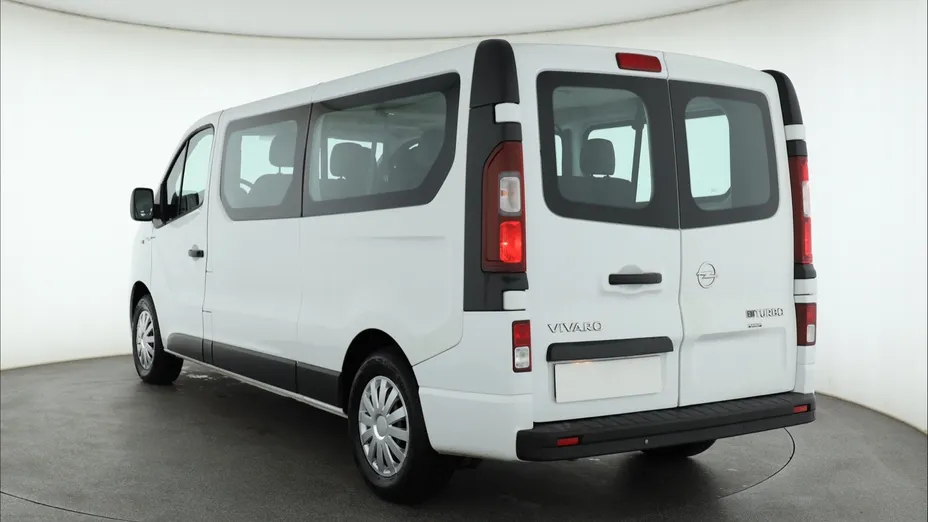 Opel Vivaro -