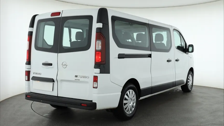 Opel Vivaro -