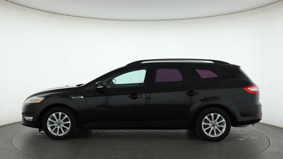 Ford Mondeo -