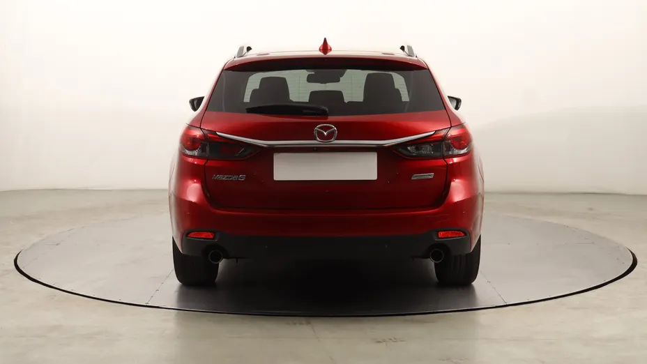 Mazda 6 -