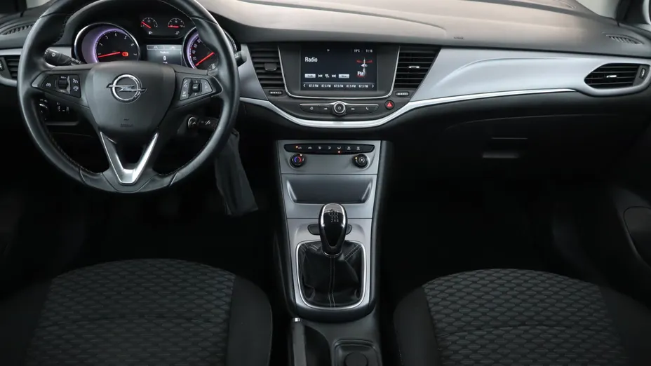 Opel Astra -