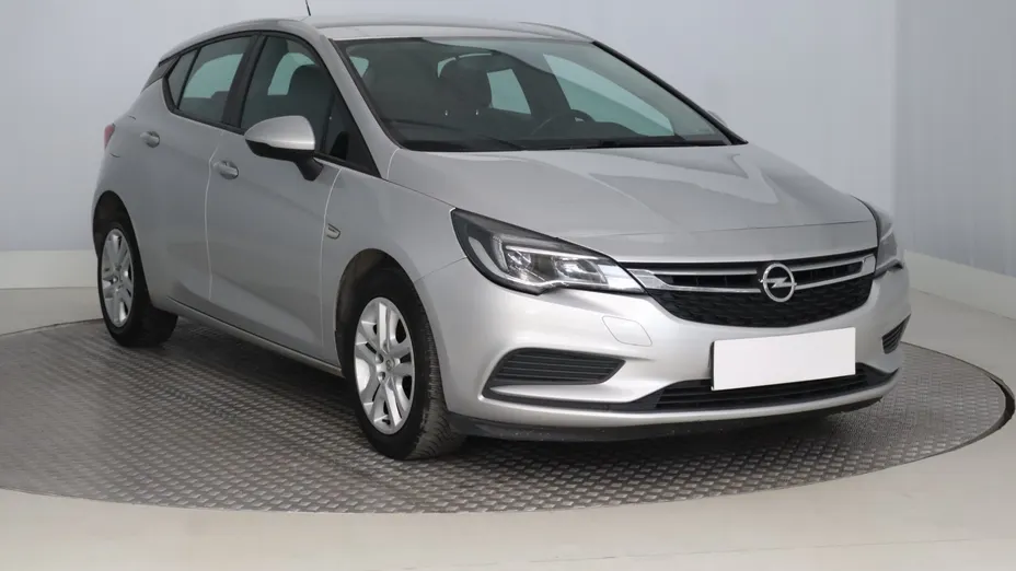 Opel Astra -