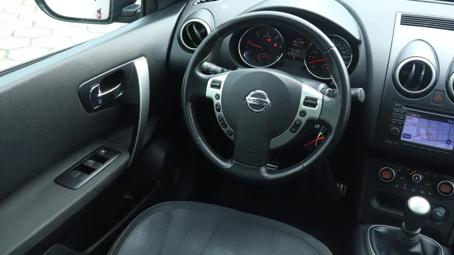 Nissan Qashqai -