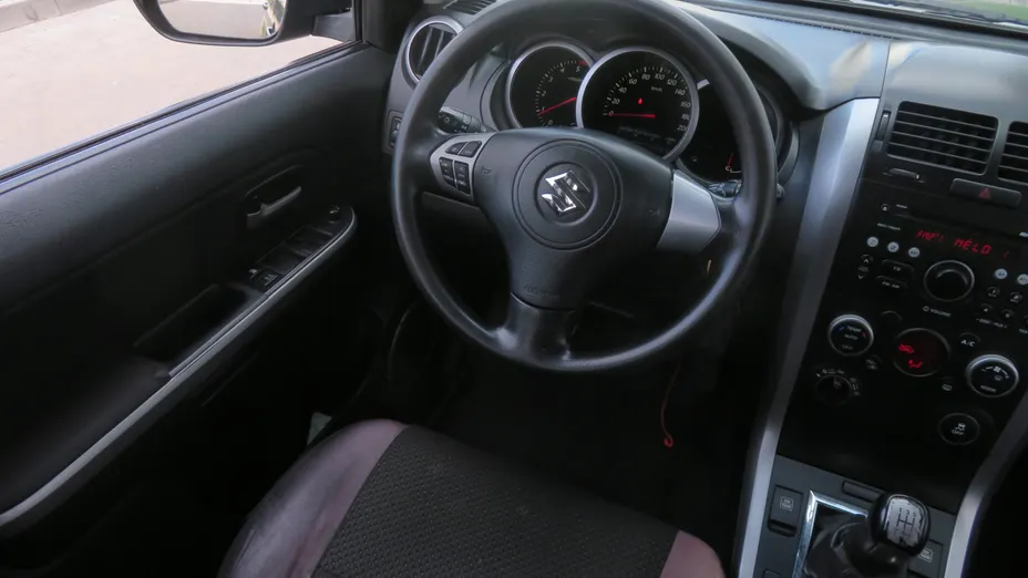 Suzuki Grand Vitara -