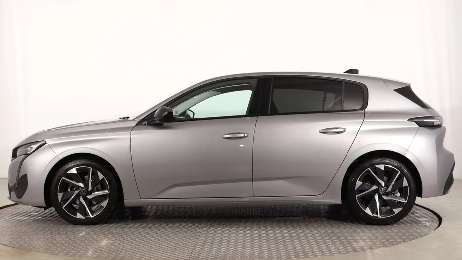 Peugeot 308 -