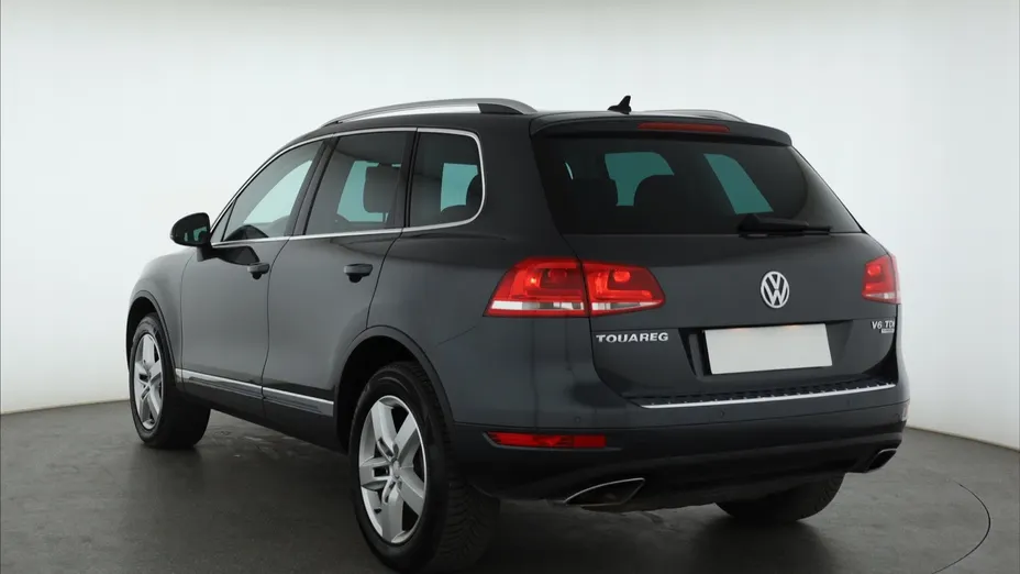 VW Touareg -