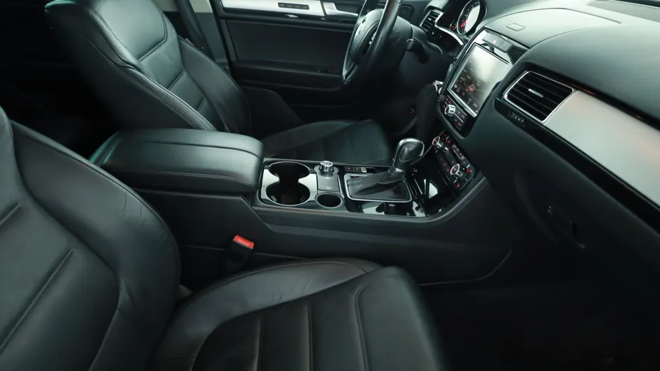 VW Touareg -