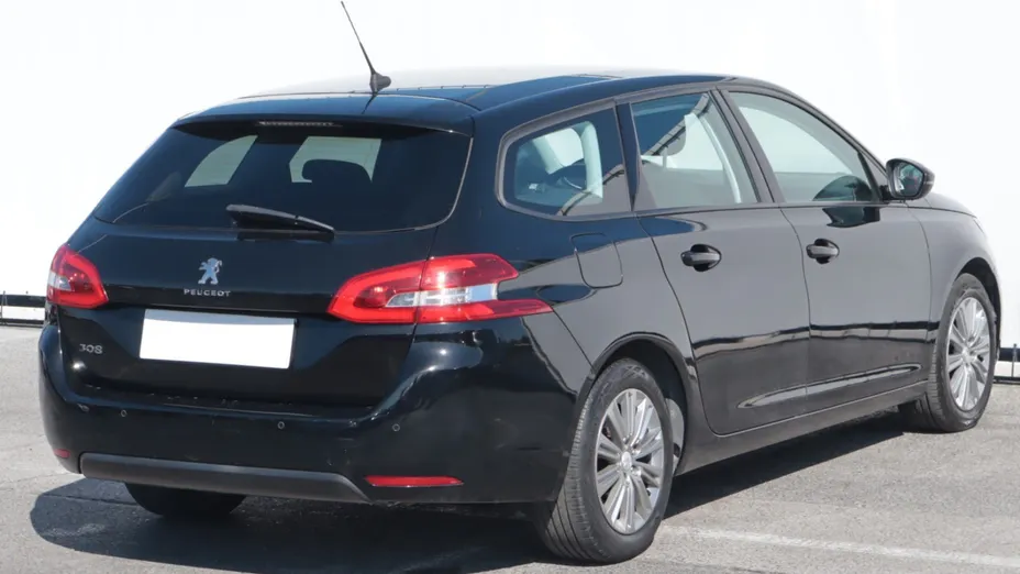 Peugeot 308 -